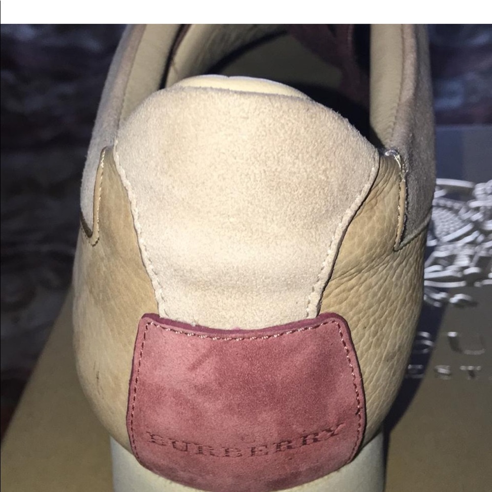 Burberry sneakers - Picture 3 of 8